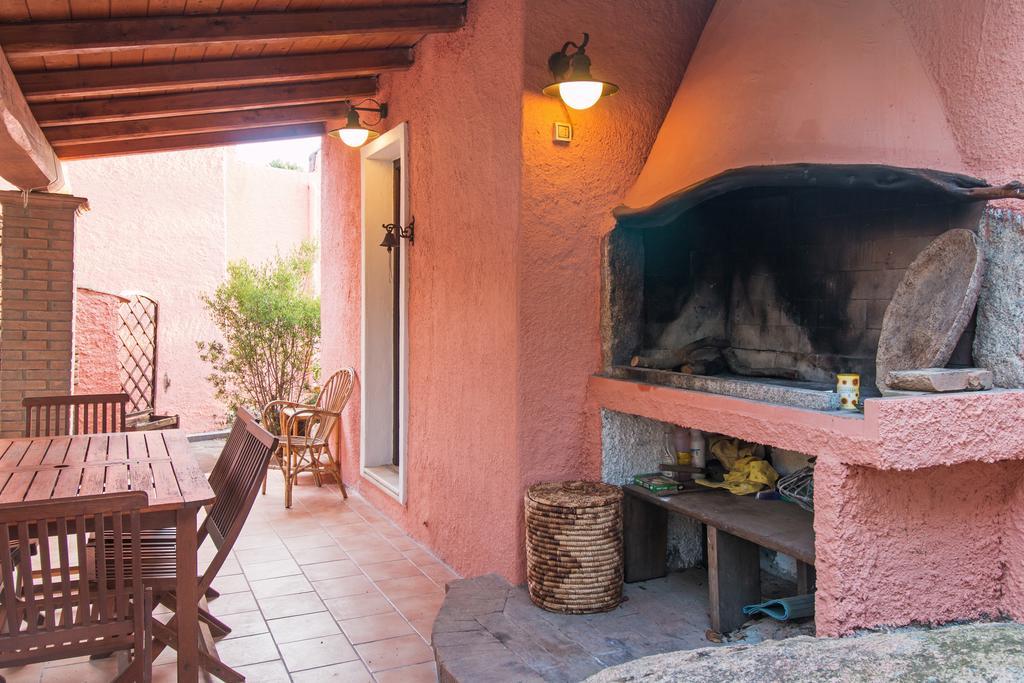 Casa Vacanze San Pantaleo Villa Luaran gambar
